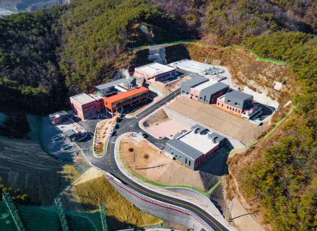 단양군이 수돗물과 상하수도 인프라를 대대적으로 개선하며 물 걱정 없는 도시로 도약하고 있다. 사진은 단양 정수장 모습. 단양군 제공