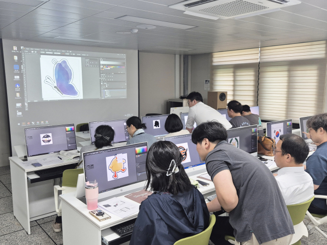 대전교육과학연구원은 지난 10일부터 11일 이틀 간 대전창업허브에서 초·중·고등학교 교사 20명을 대상으로 ‘발명교육 직무연수(현장형)’를 운영했다