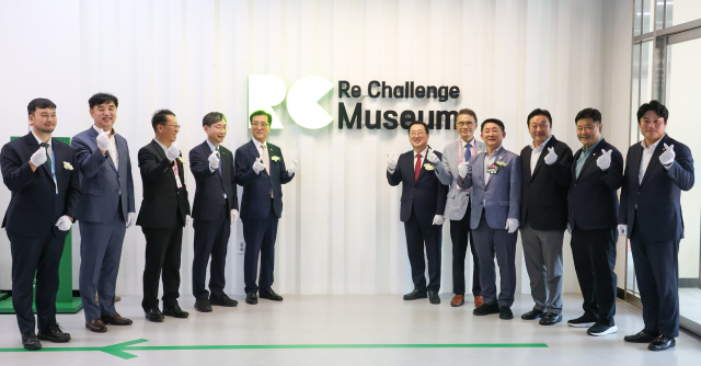 대전시는 16일 ‘재도전·혁신캠퍼스’의 개소식을 열었다. 행사에는 이장우 대전시장을 비롯해 조원휘 시의장, 창업지원 유관기관 관계자, 재창업 성공 창업가 등 50여 명이 참석했다. 대전시 제공