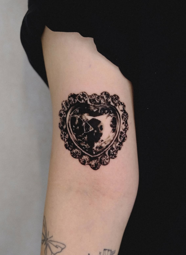 967 타투이스트 작업한 문신. 967 제공