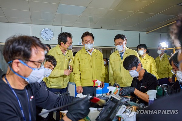 이재명 대통령, 국정자원 현장방문. 연합뉴스 제공