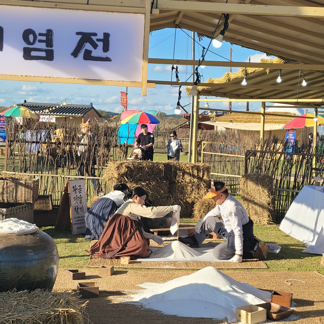 ▲조선 3대시장 ‘강경장’을 옛 모습 그대로 재현한 장터. 사진=김흥준 기자