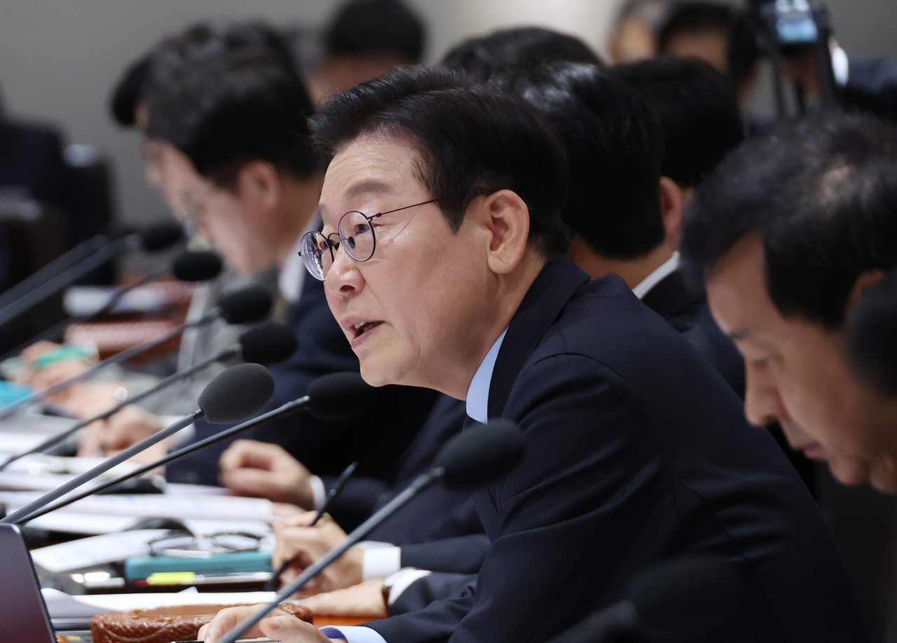 이재명 대통령이 11일 용산 대통령실에서 열린 국무회의에서 발언하고 있다. 2025.11.11 사진=연합뉴스. 