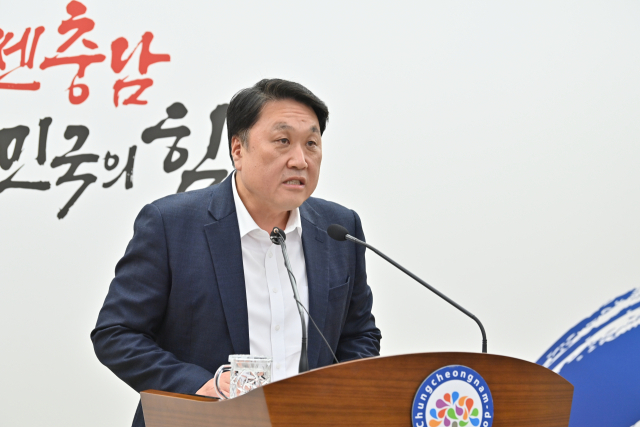 안호 충남도 산업경제실장은 12일 도청 프레스센터에서 긴급 기자회견을 열고 “충남 아산이 첨단 디스플레이 국가연구플랫폼 공모 사업에서 최종 선정됐다”고 밝혔다. 충남도 제공