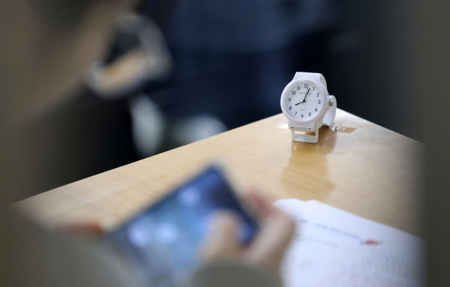 2026학년도 대학수학능력시험일인 13일 대전광역시교육청 27시험지구 제8시험장인 대전 대덕구 동대전고등학교에서 수험생들이 시험 시작을 기다리고 있다. 김주형 기자 kjh2667_@cctoday.co.kr