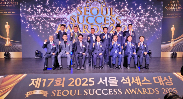 김정겸 충남대 총장이 글로컬대학 비전을 토대로 지속가능한 발전과 지역균형성장을 선도한 공을 인정받아 서울석세스대상을 수상했다. 사진 충남대 제공