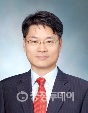 이양규 디앤티 대표이사·김형길 삼양사 대전공장장 지식경제부장관 표창 이양규 디앤티 대표이사·김형길 삼양사 대전공장장 지식경제부장관 표창